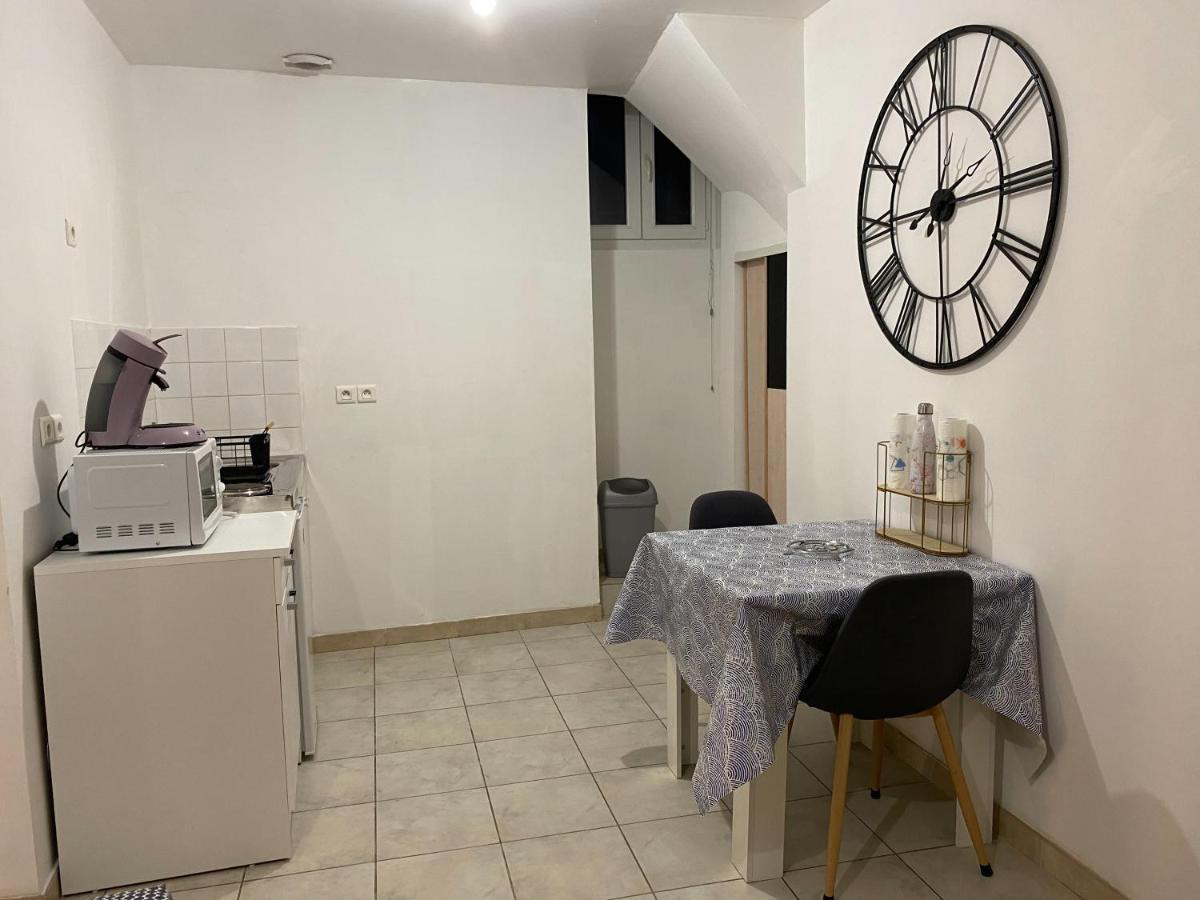 Studio Chaleureux Centre Ville Excideuil ภายนอก รูปภาพ
